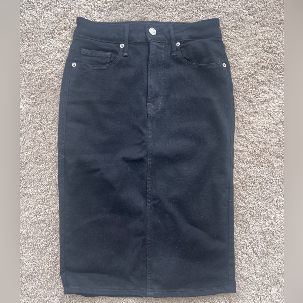 GOOD AMERICAN black stretch denim skirt never worn!